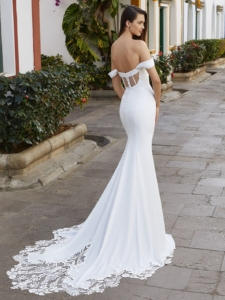 Enzoani Bijou